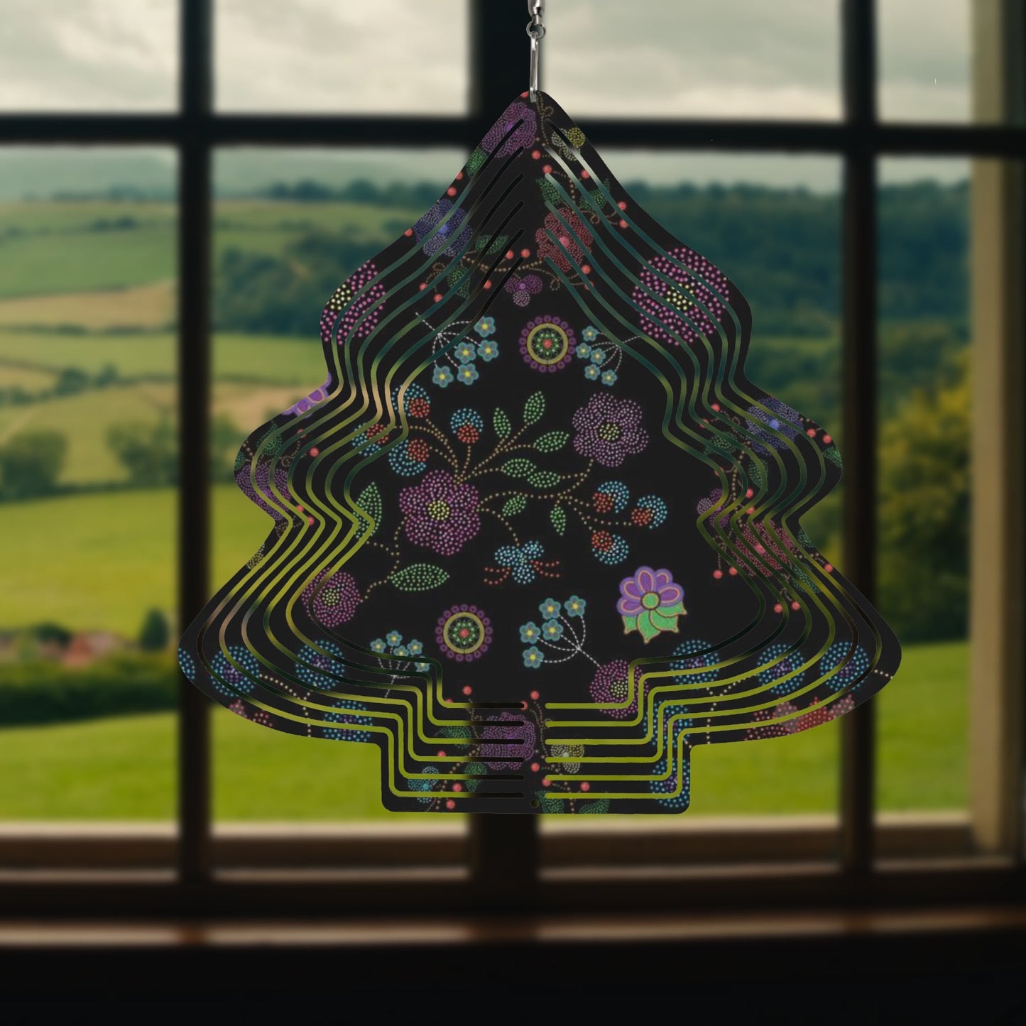 Métis Floral Dotted Christmas Tree Wind Spinner